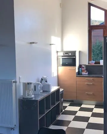 Le Doux Ny Стумон