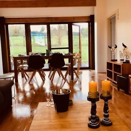 Le Doux Ny Dom wakacyjny